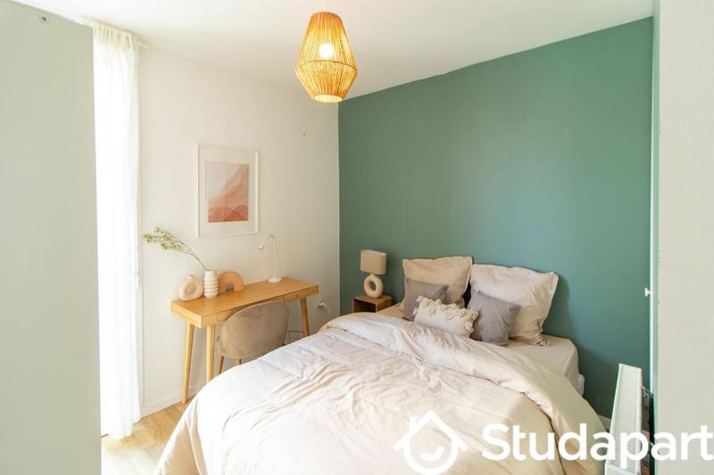 Chambre - 10 m² - 1 pièce