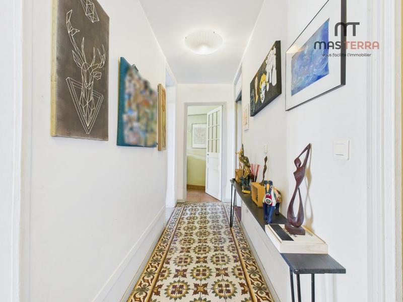 Appartement - 97 m² - 3 pièces