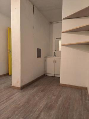 Bureau - 97 m² - 4 pièces