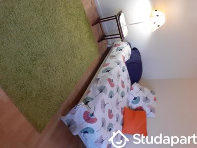 Chambre - 71 m² - 1 pièce