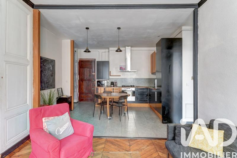 Appartement - 77 m² - 3 pièces