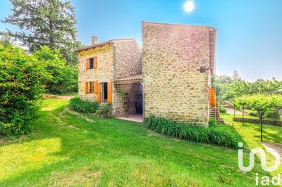 Maison - 215 m² - 6 pièces