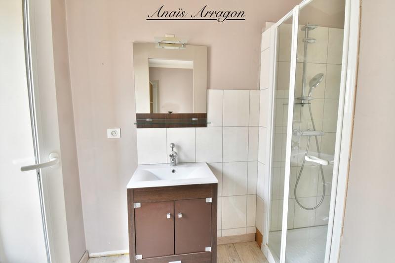 Immeuble - 75 m² - 3 pièces