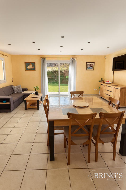 Maison - 131 m² - 8 pièces