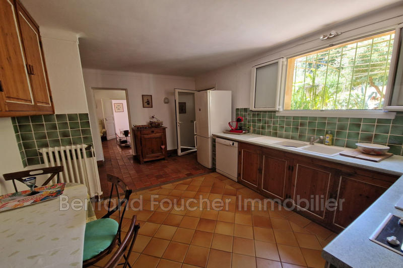 Maison - 279 m² - 14 pièces
