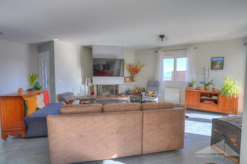 Maison - 135 m² - 6 pièces