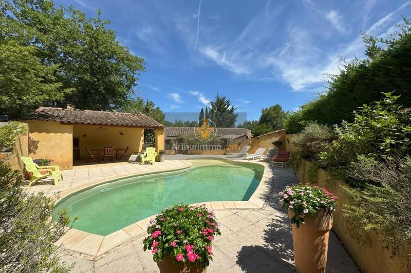 Maison - 128 m² - 7 pièces