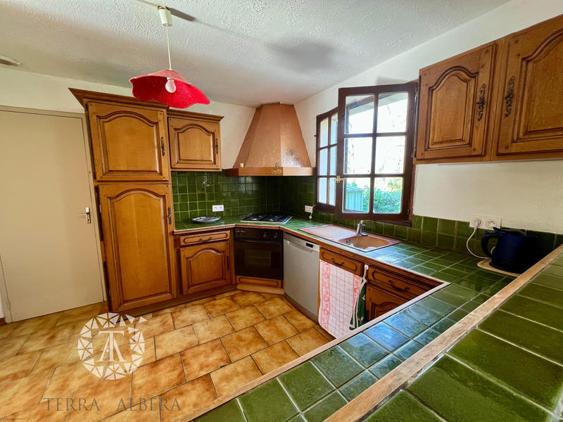 Villa - 100 m² - 5 pièces