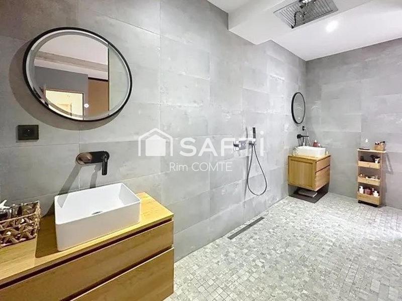 Maison - 127 m² - 5 pièces