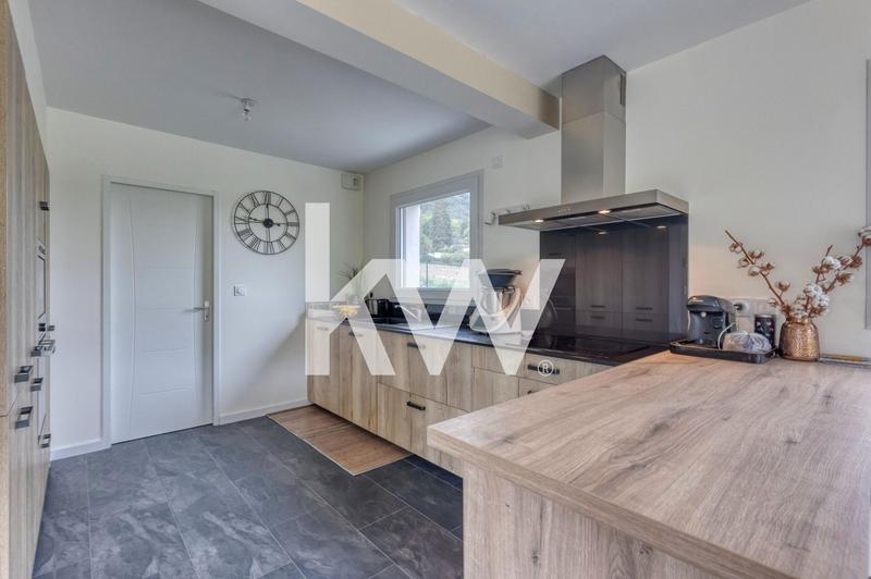 Maison - 117 m² - 5 pièces