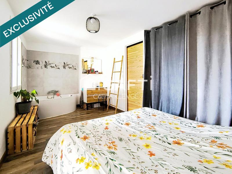 Maison - 90 m² - 5 pièces