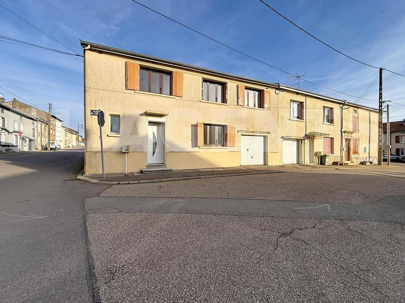 Maison de village - 140 m² - 7 pièces