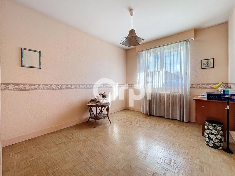 Maison - 104 m² - 6 pièces