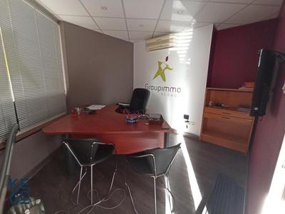 Local commercial - 88 m² - 5 pièces