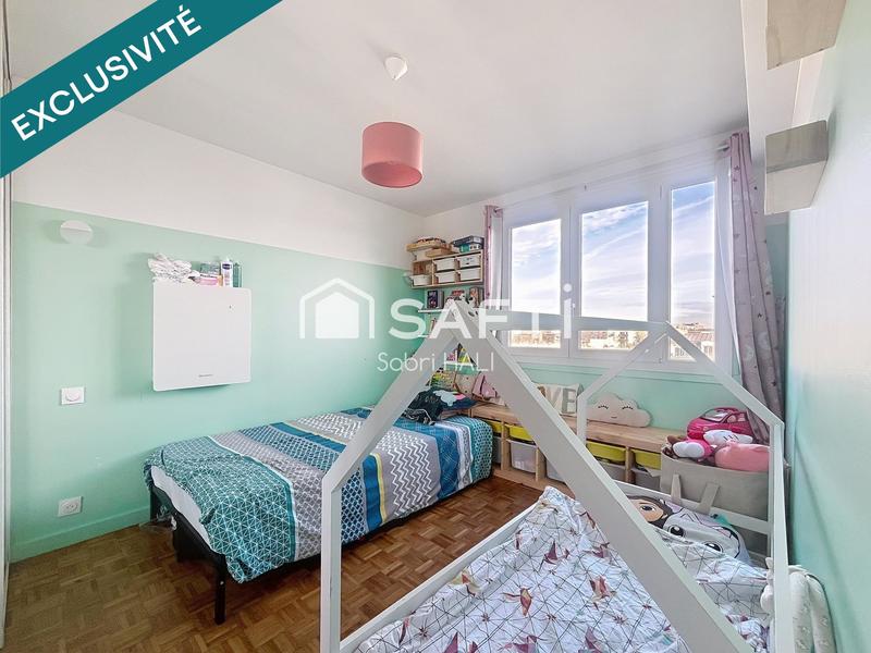 Appartement - 93 m² - 4 pièces