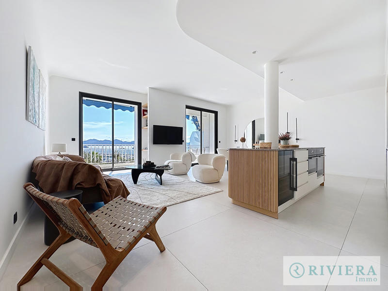 Appartement - 100 m² - 4 pièces