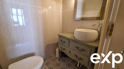 Maison traditionnelle - 185 m² - 8 pièces