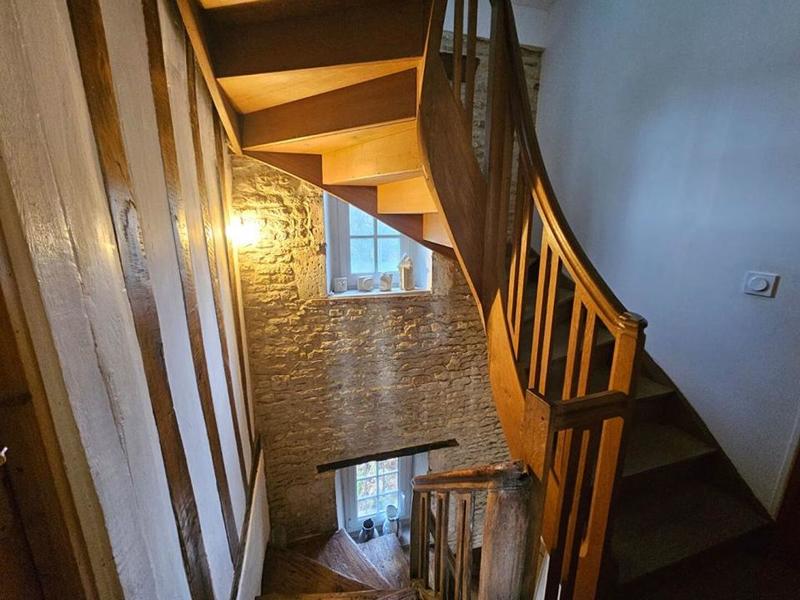 Corps de ferme - 158 m² - 8 pièces