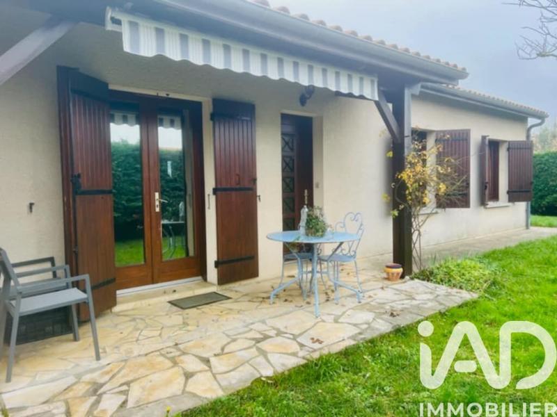 Maison - 90 m² - 5 pièces