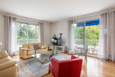 Appartement - 144 m² - 4 pièces