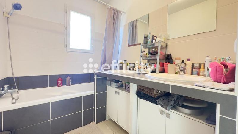 Maison - 87 m² - 4 pièces