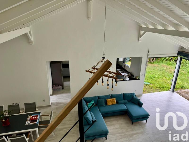 Maison - 200 m² - 4 pièces