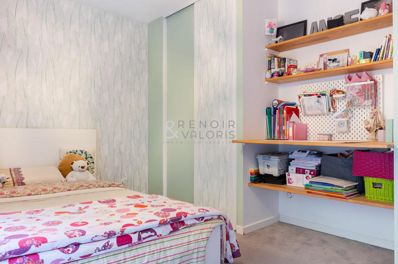 Maison - 223 m² - 6 pièces