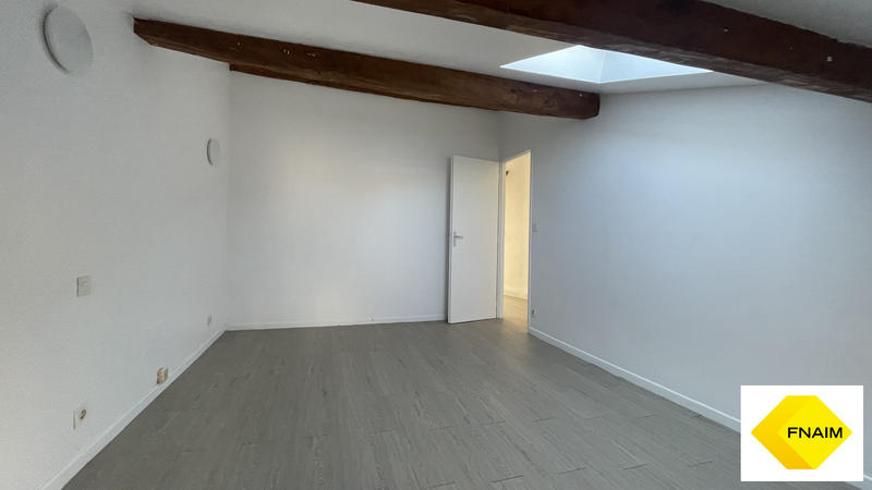 Maison - 199 m² - 7 pièces