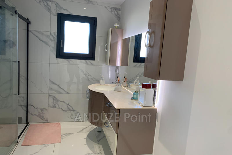 Villa - 90 m² - 3 pièces