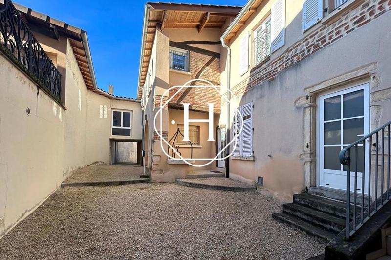 Local commercial - 94 m² - 5 pièces