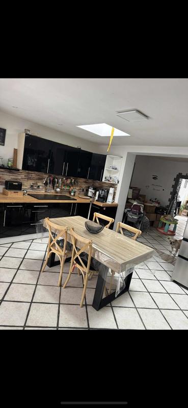 Maison - 121 m² - 4 pièces