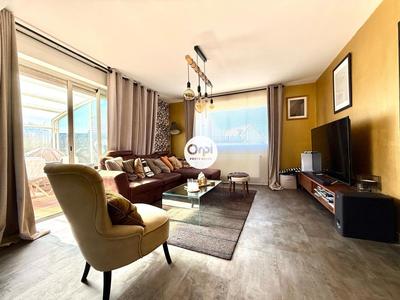 Maison - 121 m² - 6 pièces