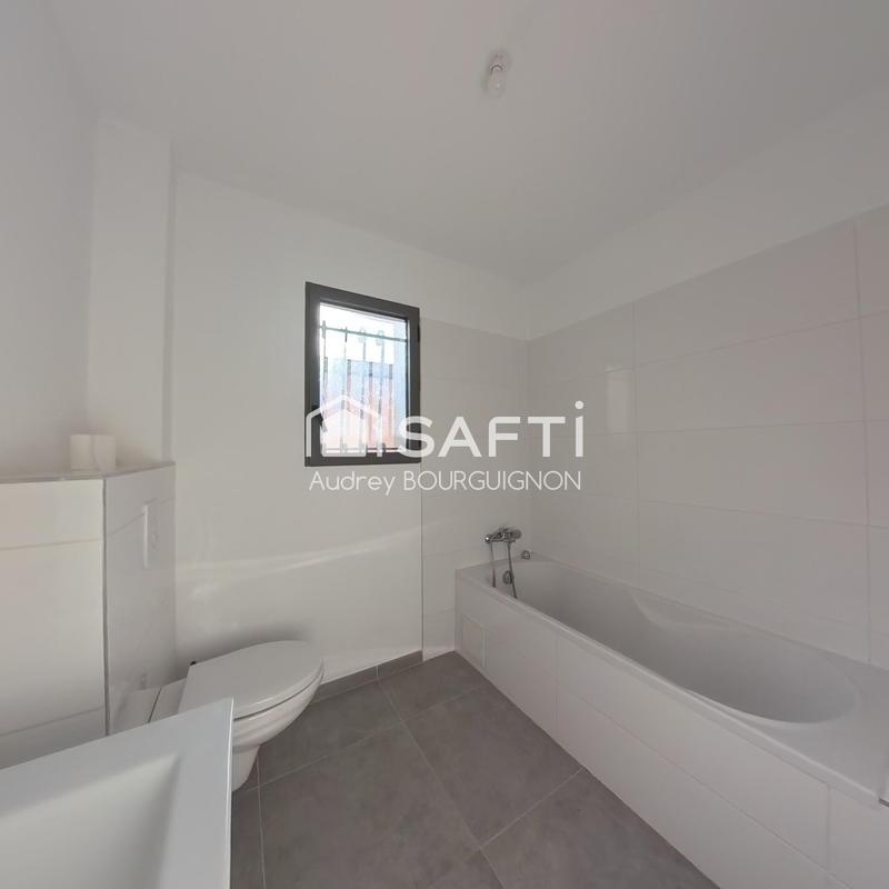 Maison - 100 m² - 4 pièces