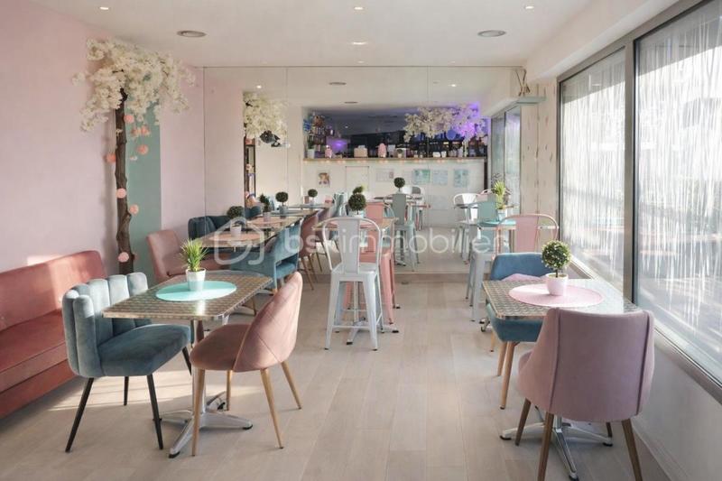 Local commercial - 53 m² - 2 pièces