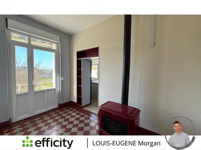 Maison - 181 m² - 9 pièces