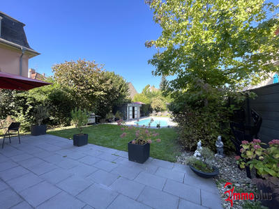 Maison - 132 m² - 6 pièces