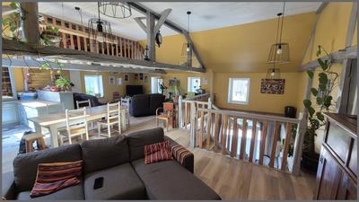 Maison - 243 m² - 9 pièces