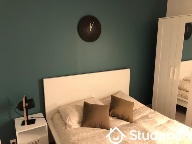 Chambre - 10 m² - 1 pièce