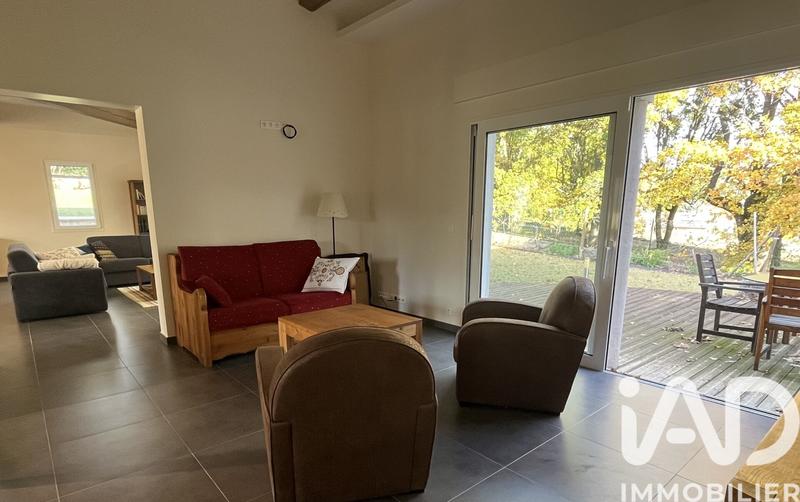 Maison - 370 m² - 10 pièces