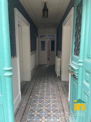 Maison de ville - 221 m² - 8 pièces