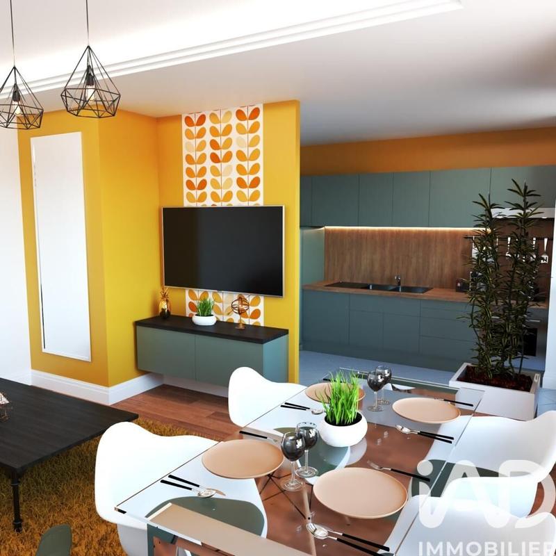 Immeuble - 2 200 m²