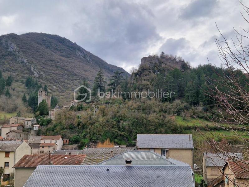 Maison - 167 m² - 6 pièces