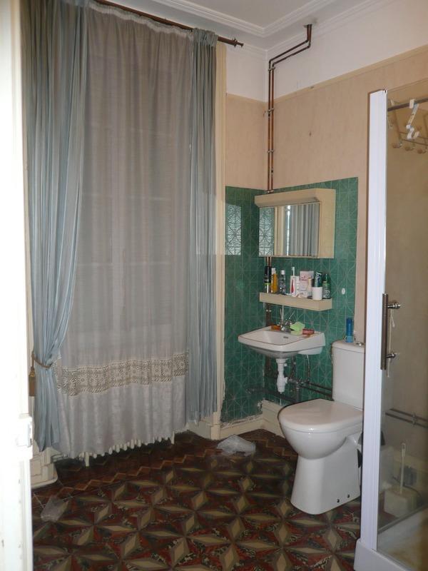 Maison - 261 m² - 12 pièces