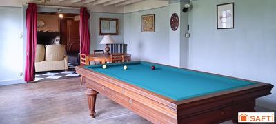 Maison - 203 m² - 7 pièces