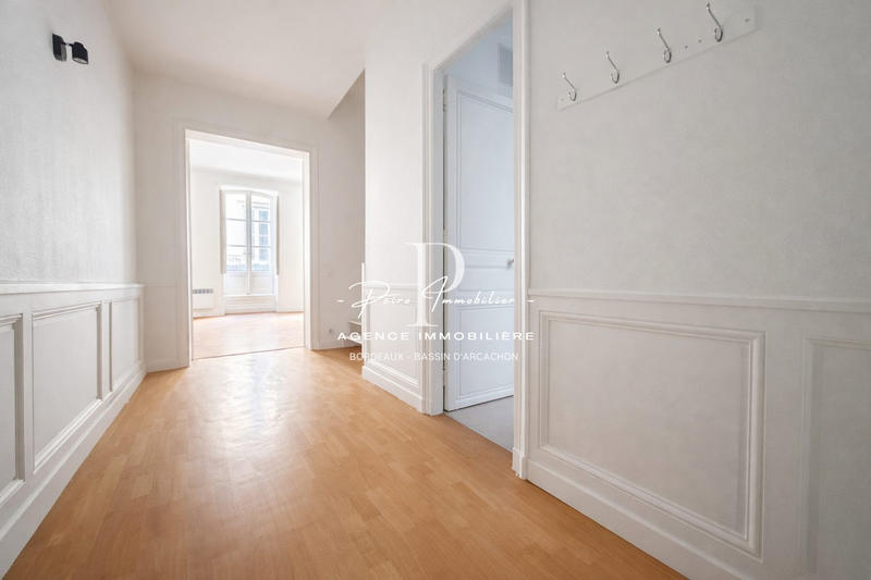 Appartement - 104 m² - 4 pièces