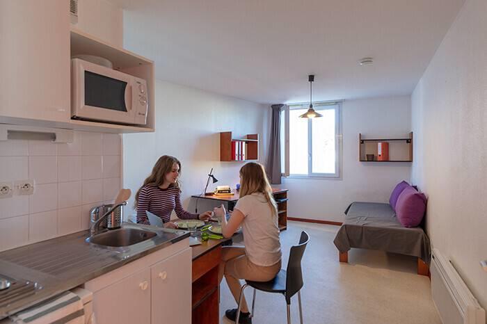 Studio - 18 m² - 1 pièce