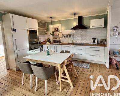 Appartement - 85 m² - 4 pièces