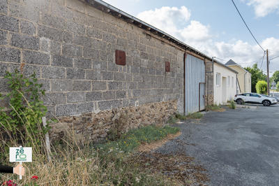 Local commercial - 147 m² - 1 pièce