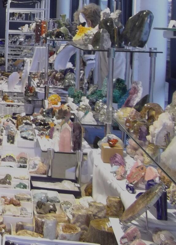 25ème salon exposition de minéraux - bijoux - fossiles - trésors de la terre