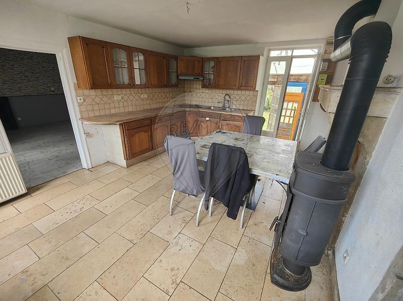 Maison - 95 m² - 4 pièces
